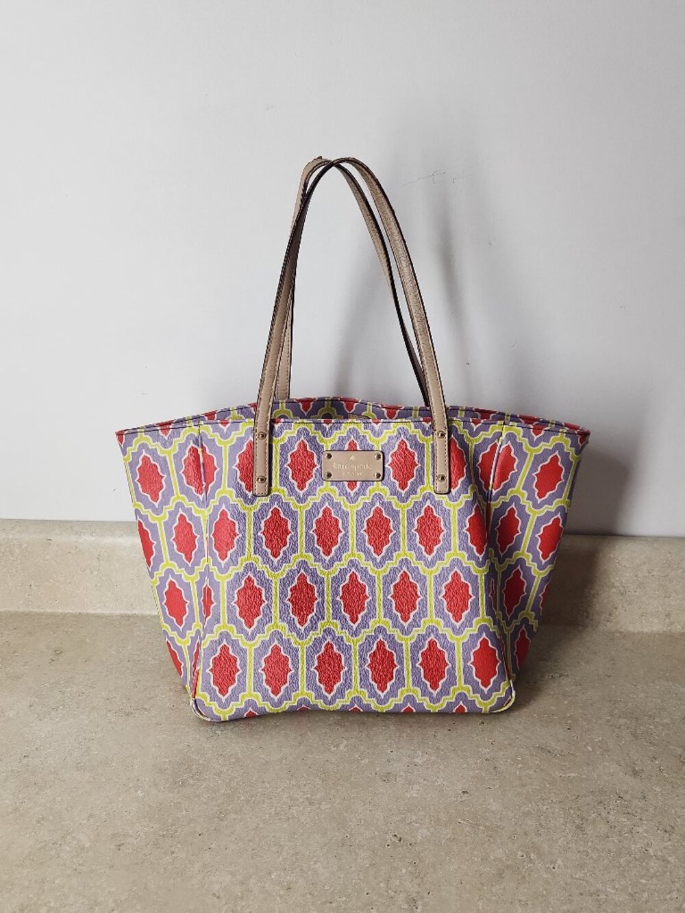 Kate Spade Michelle Cabana Tile large Tote shoulder bag convertible shape
